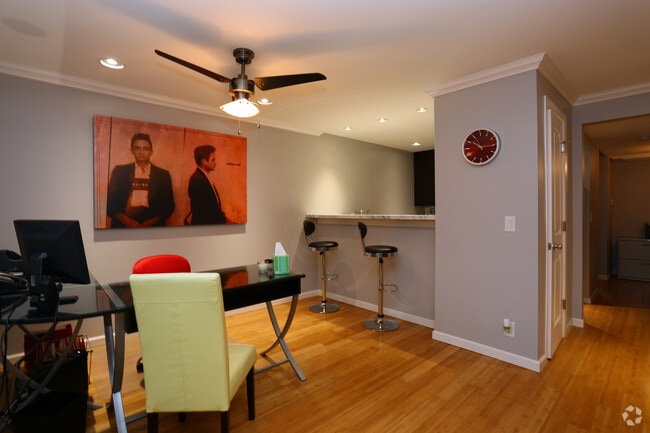 Leasing Office