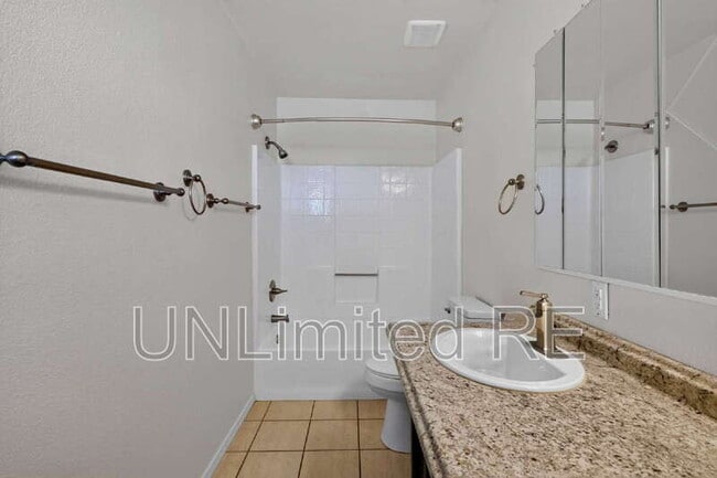 Photo - 2250 Atlantic Dr