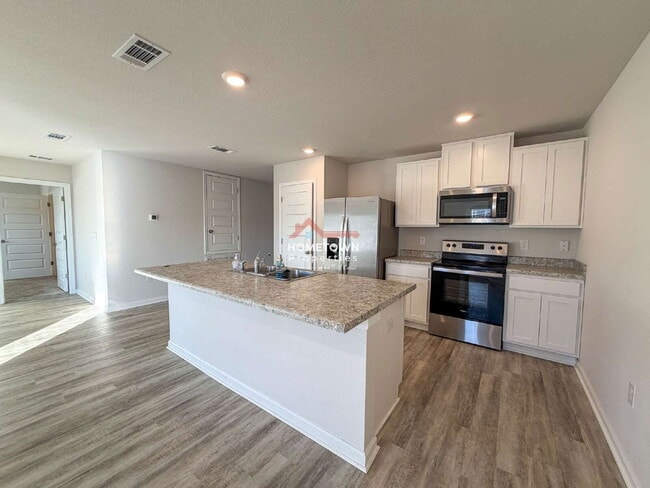 Photo - 4425 Redbay Ct