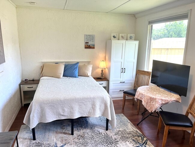 Photo - 5718 Sands Point Dr Unit 1