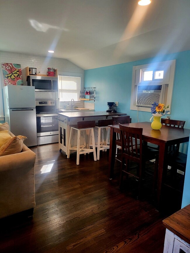Photo - 5710 Maco St