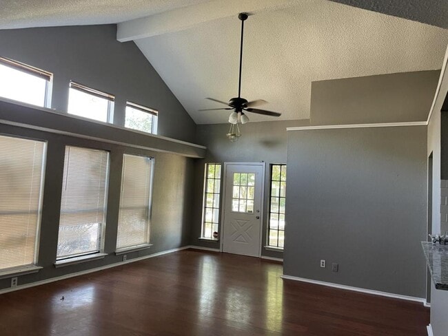 Photo - 4724 Hibiscus St