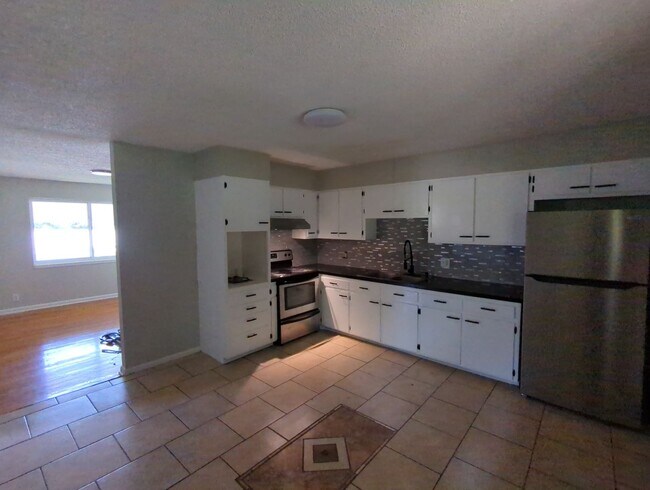 Photo - 124 Callan Dr Unit 124 Callan Dr Apt B