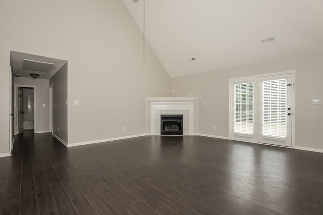 Photo - 2412 Damascus Dr