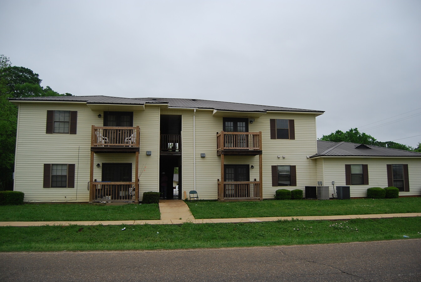 Woodlawn Terrace - Woodlawn Terrace Apartments