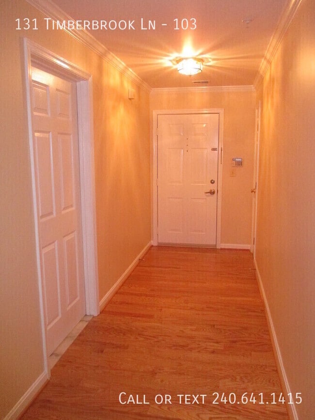 Photo - 131 Timberbrook Ln