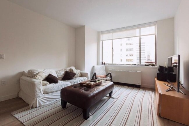 3 bedroom in NEW YORK NY 10004 - 3 bedroom in NEW YORK NY 10004 Condo Unit 17D