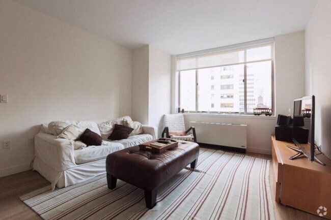 Building Photo - 3 bedroom in NEW YORK NY 10004 Unit 17D Rental
