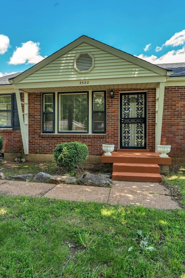 Photo - 3522 Hewlett Dr