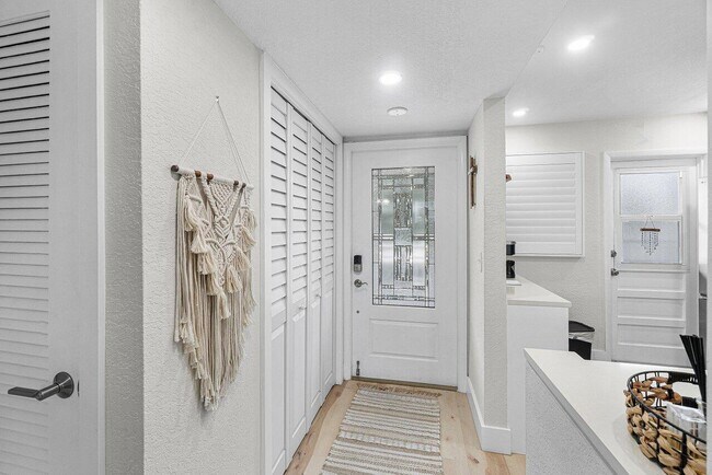 2809 Florida Blvd Unit 310