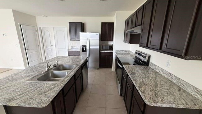1511 Catbriar Wy
