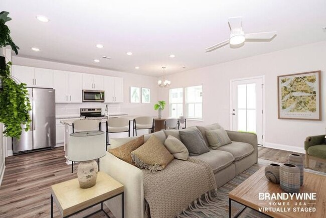 Photo - 1032 Wildflower Dr