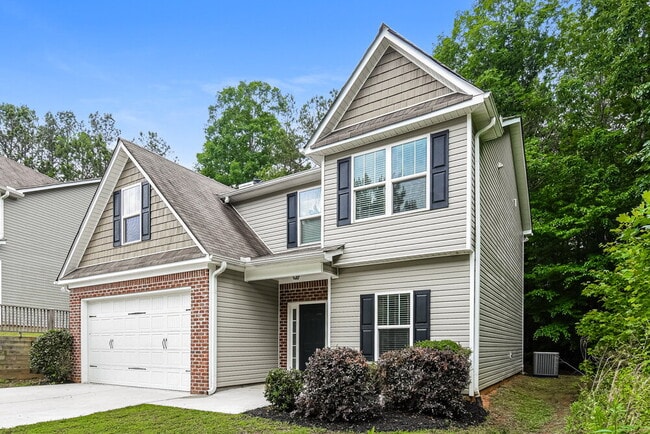 Photo - 466 Fieldcrest Dr