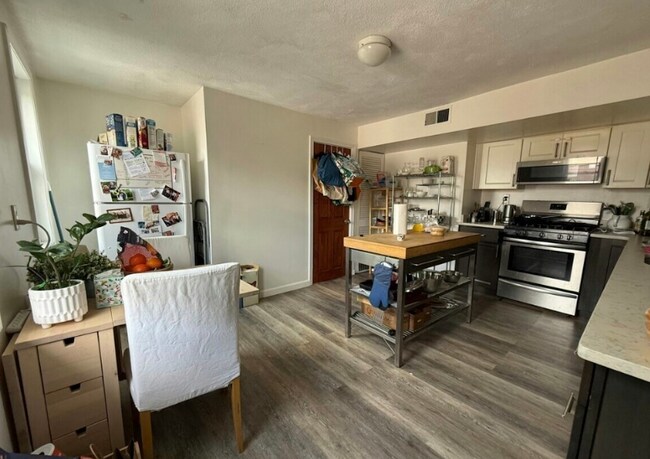 Photo - 70 School St Condo Unit 2
