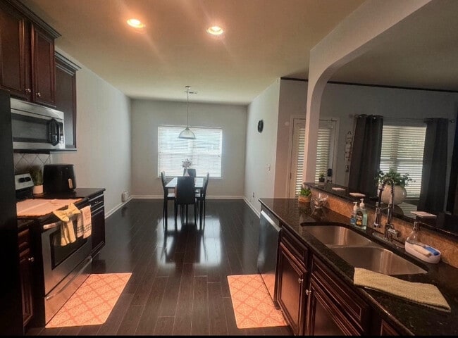 Photo - 1592 Pressley Ln