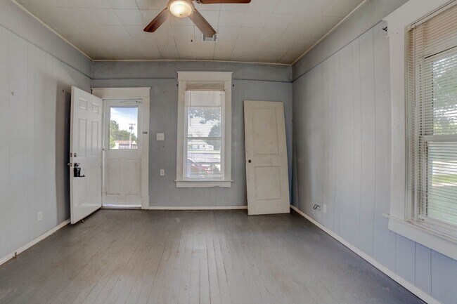 Photo - E 4th Street Duplex Unit 1625