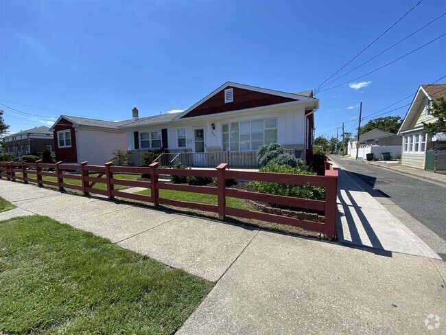 Building Photo - 4019 Crossan Ave Rental