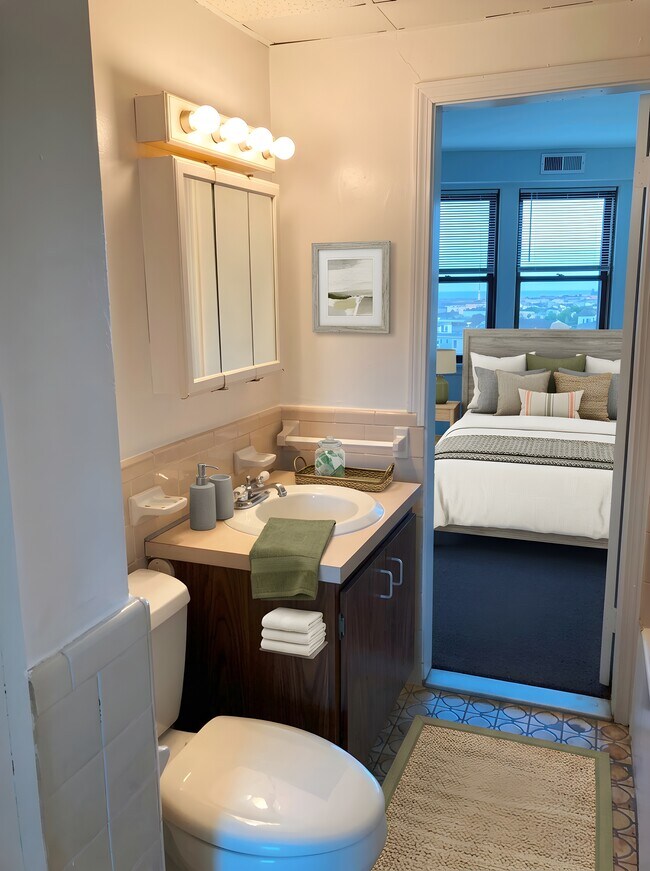 Photo - 475 Commonwealth Ave Unit 605