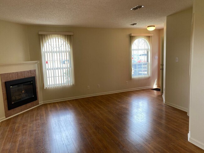 Photo - 805 W 2nd St Unit 805 West 2nd Street Eureka Square