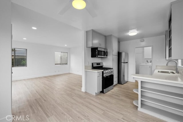 Photo - 853 W 23rd St