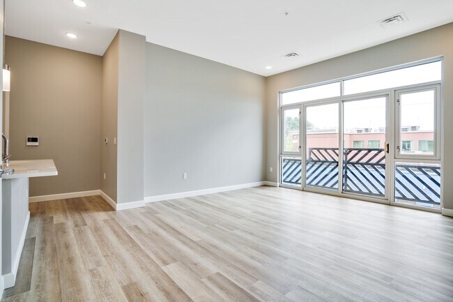 Photo - 271 Millburn Ave Unit 2B