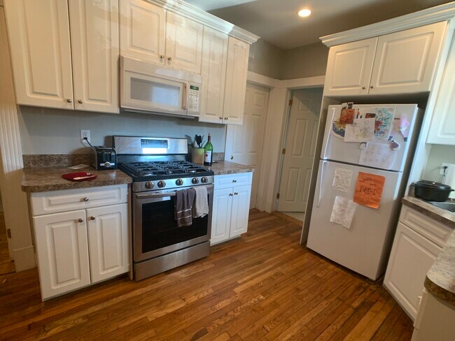 Building Photo - 9 Wilson Park Unit 1