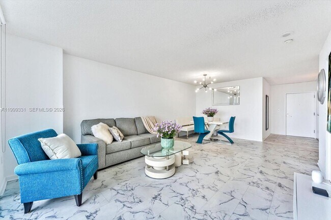 Photo - 90 Alton Rd Unidad 1407