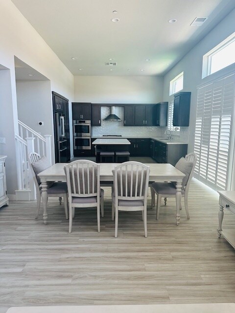 Photo - 361 Vinterra Ct