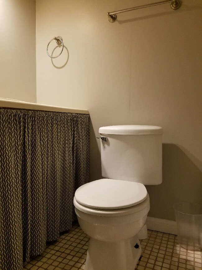 Photo - 1717 Monroe Ave Unidad Joanne Budash