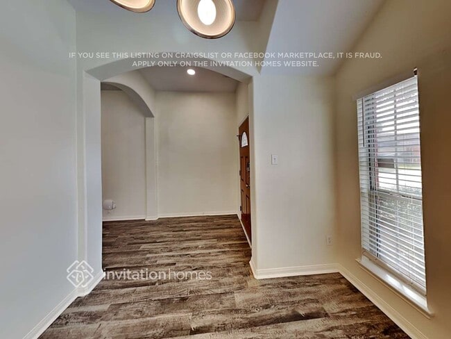 Photo - 11031 Overland Trail Dr