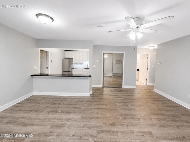 Photo - 115 Amberly Dr