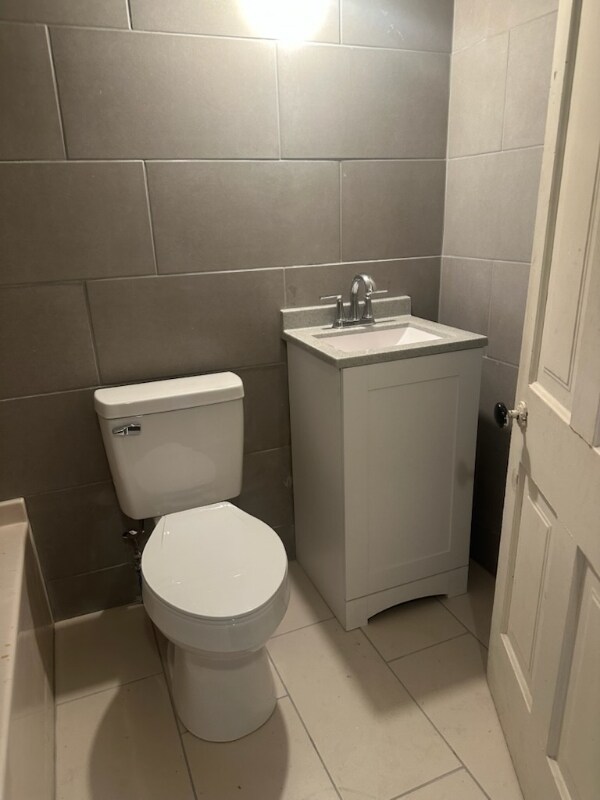 Photo - 404 State St Unidad 4