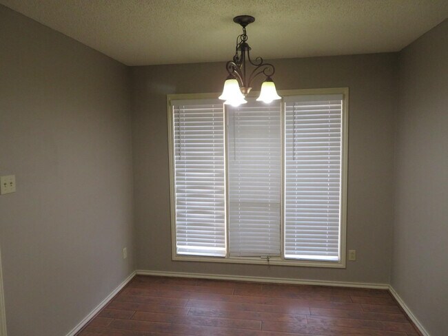 Photo - 5106 1st Pl