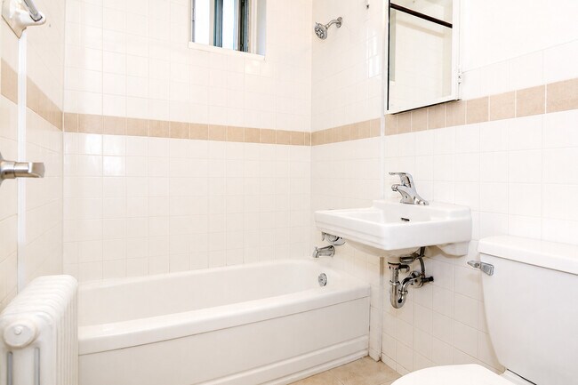 Photo - Birchbank Court
