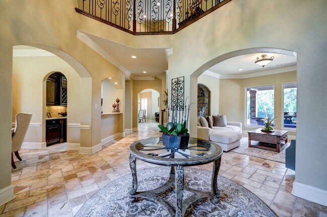 Photo - 4434 Chateau Creek Way