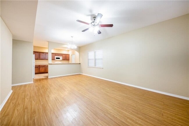 Photo - 2809 E 22nd St