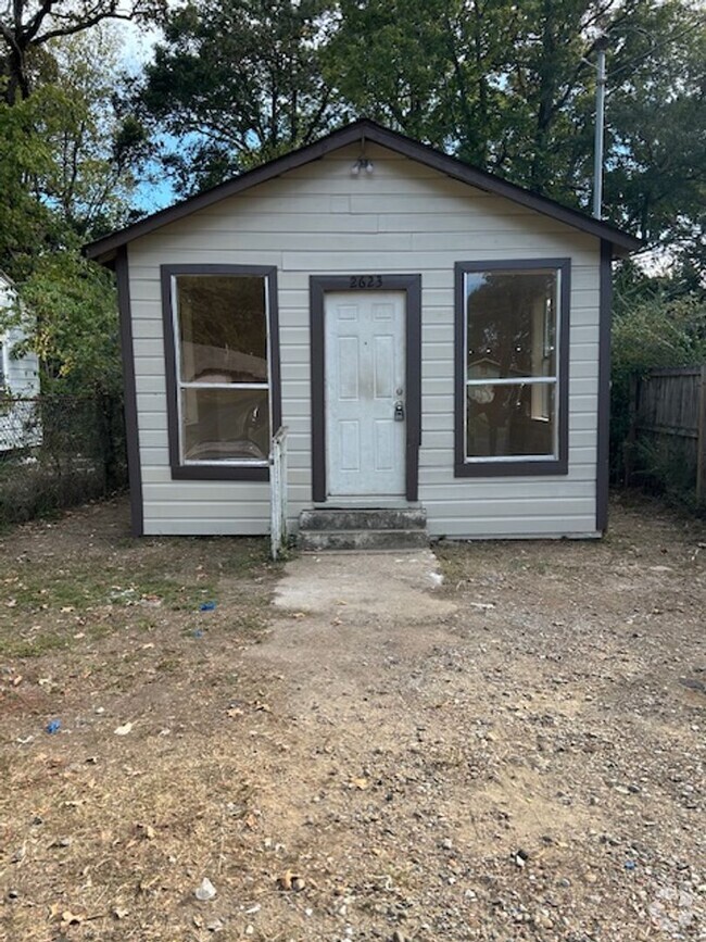 Building Photo - Updated 1 Bedroom 1 Bath Home for Lease in...