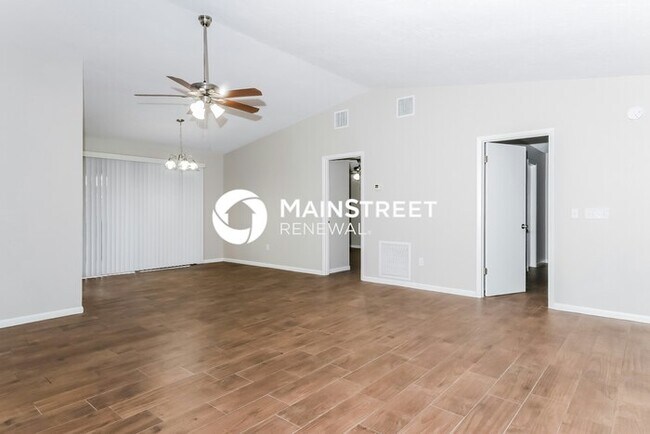 Photo - 3 Bedroom Pet-Friendly Home in Port St. Lucie, FL with Main Street Renewal