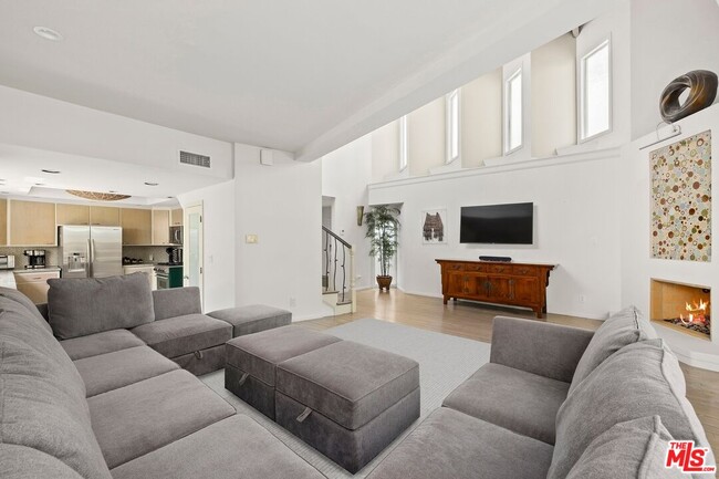 Photo - 2316 Strongs Dr