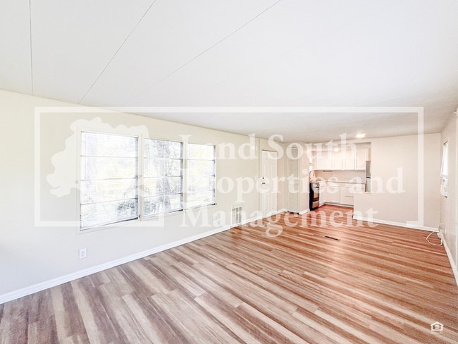 Photo - 2218 Ellie Rd