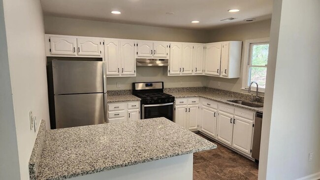 Photo - 1505 Pycroft Ct