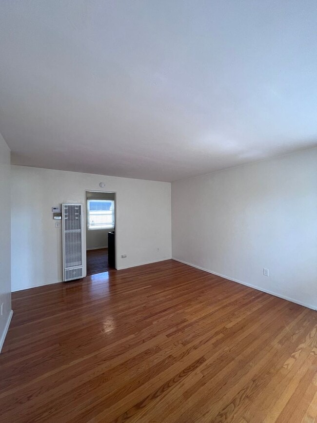 Photo - 4720-34 Wilson Ave Unidad 4726