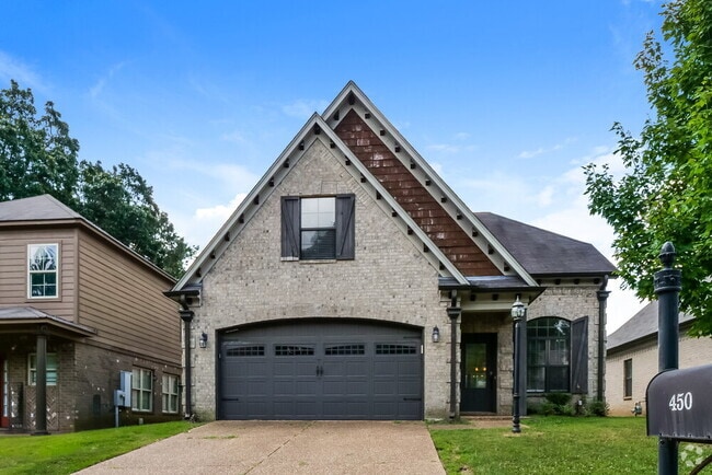 Building Photo - 450 Garden Springs Dr Rental