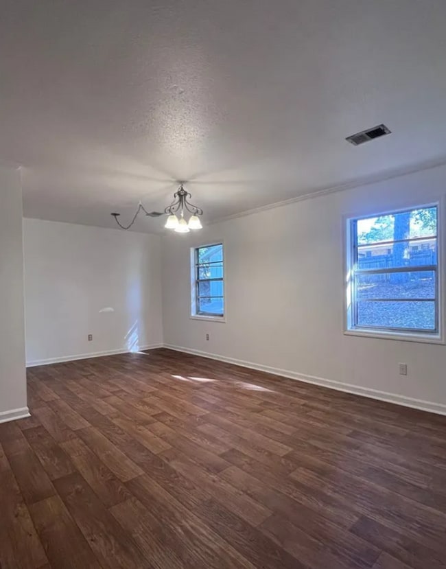 Photo - 4 Bedroom, 2 Bath Opelika Rental