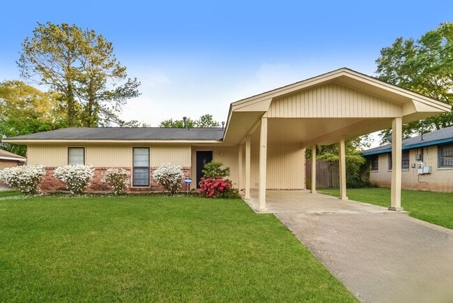 Building Photo - 665 Burlington Dr Rental