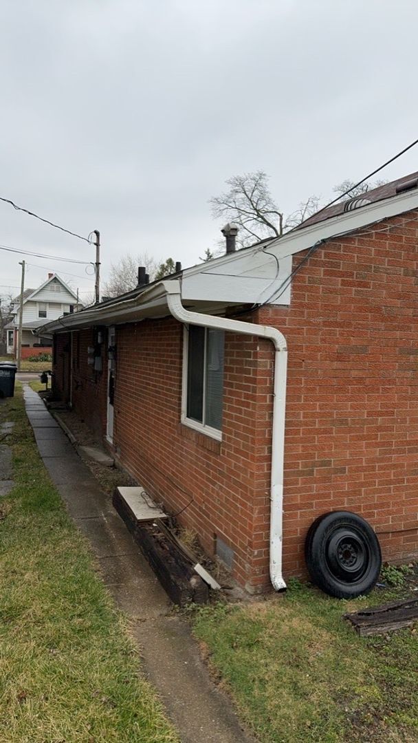 Building Photo - 375 S Detroit Ave Unit Rear