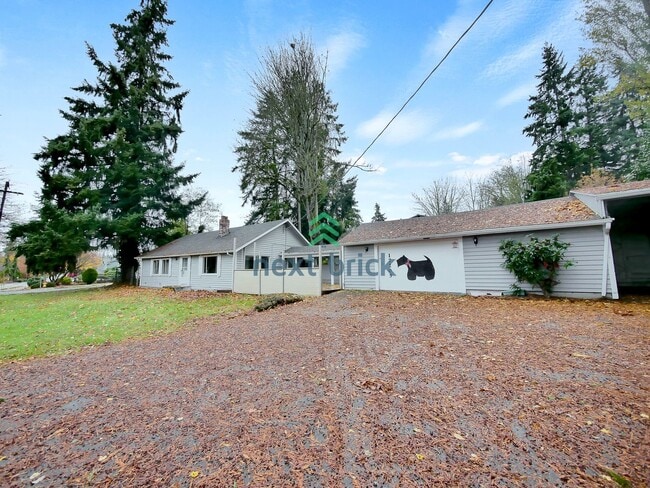 Photo - 3 Bed and 1 Bath Single-family Home Availa...