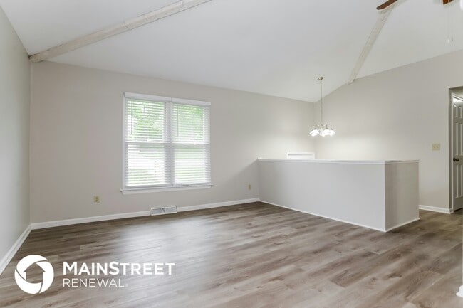 Photo - 6808 NW Victor Dr