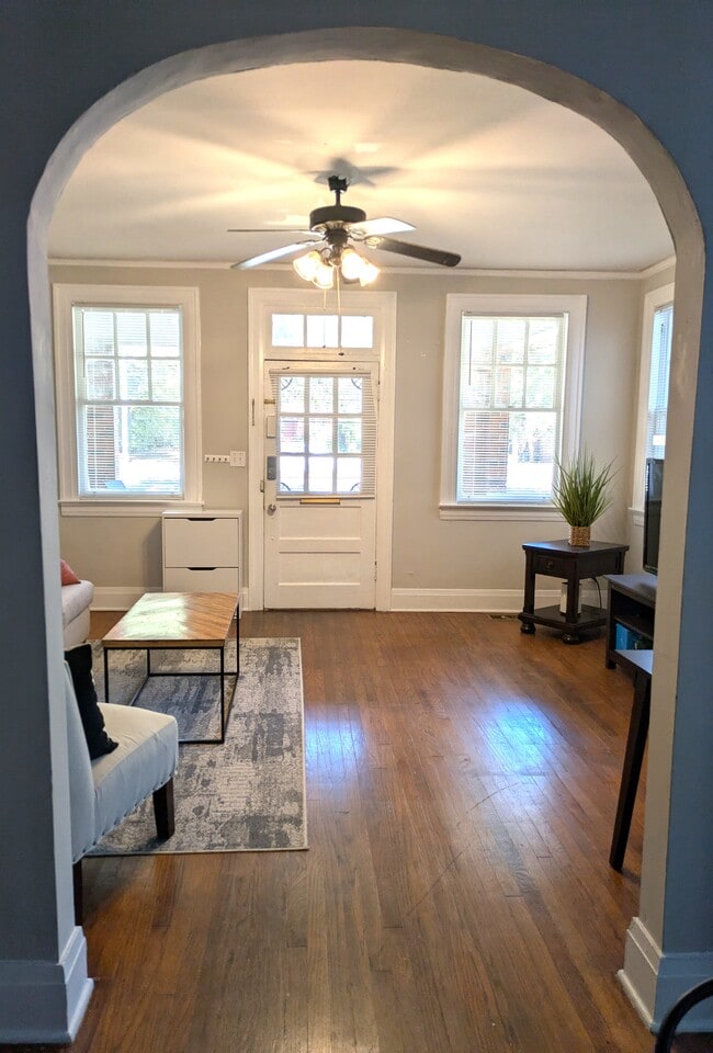 Photo - 1910 Madison Ave