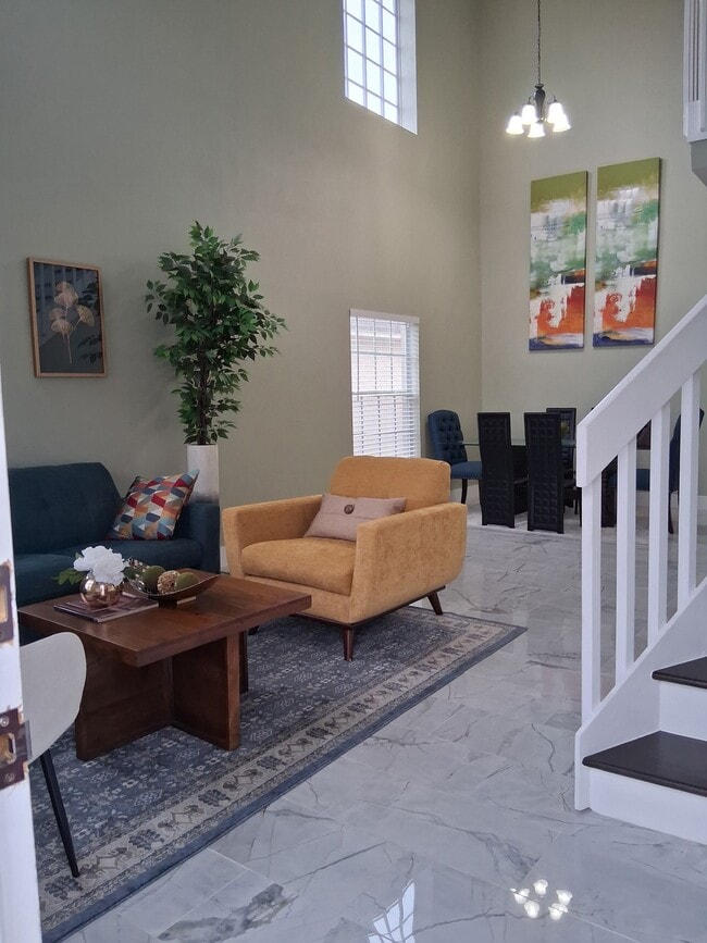 Photo - 4684 Cumbrian Lakes Dr